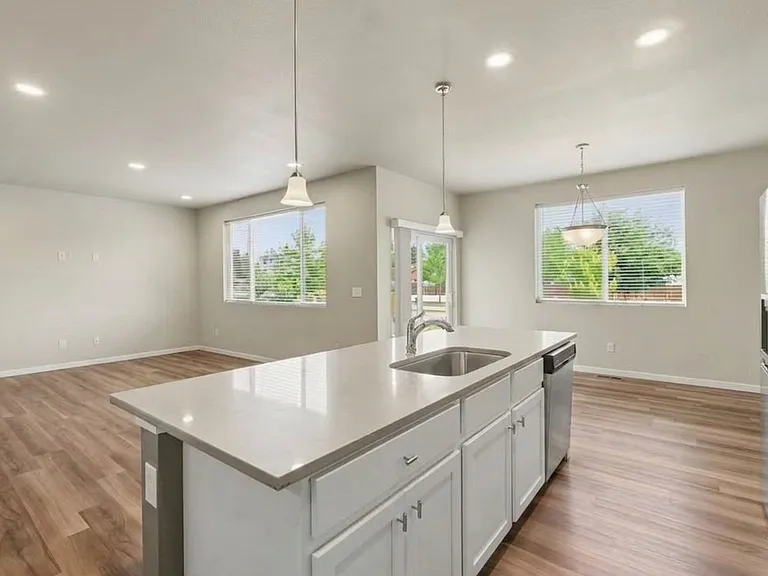 3774 Beech Tree St — Photo 4