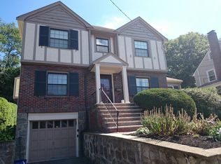 26 Cerdan Ave, West Roxbury, MA 02132