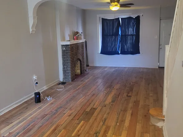808 E Madison St, Philadelphia, PA 19134