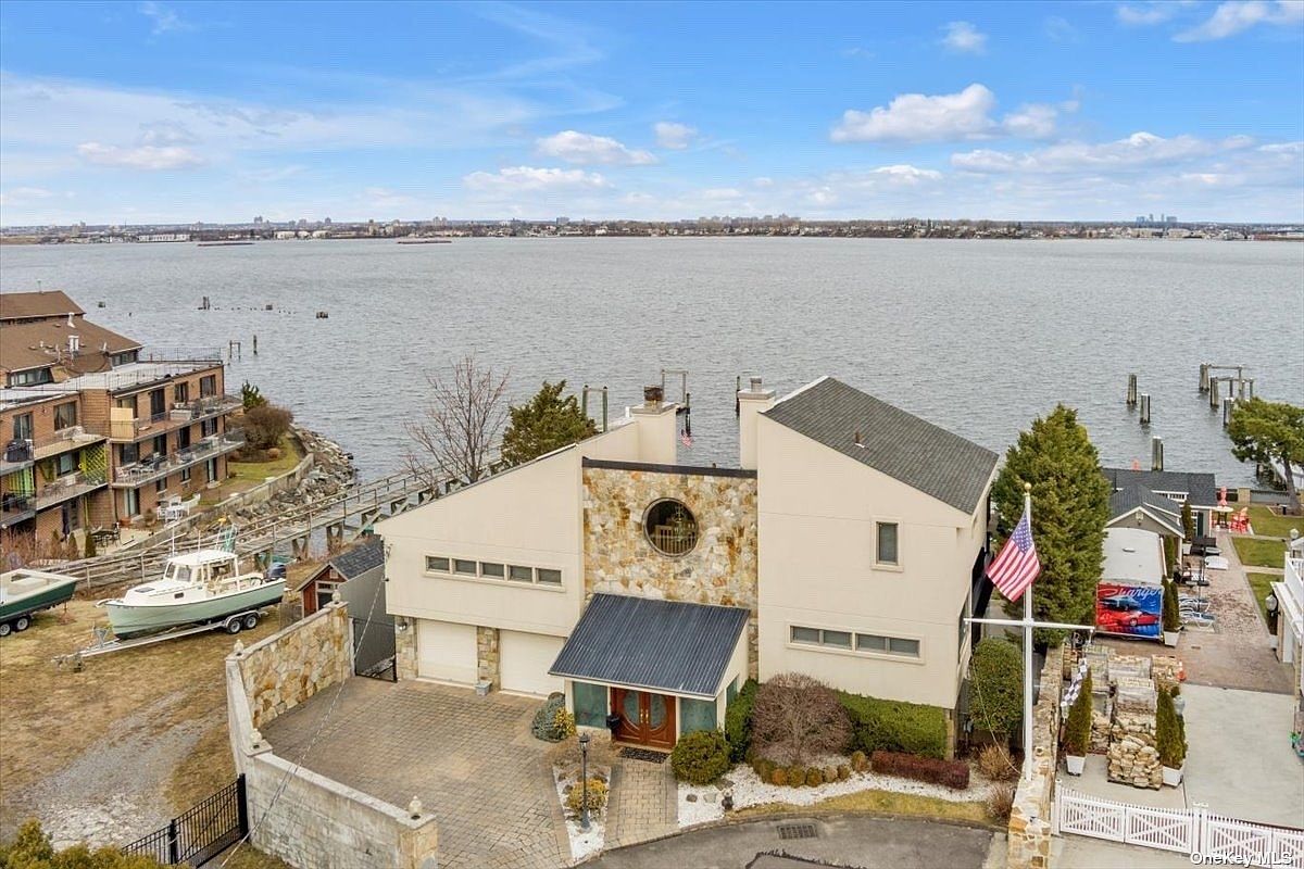 154-43 Riverside Drive, Whitestone, NY 11357 | MLS #3454223 | Zillow