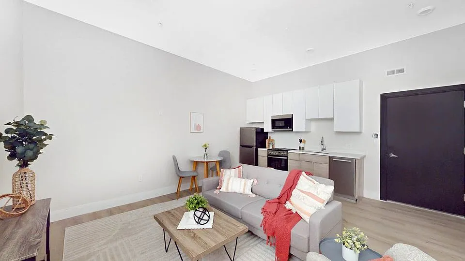 Tavolo Lofts — Photo 3