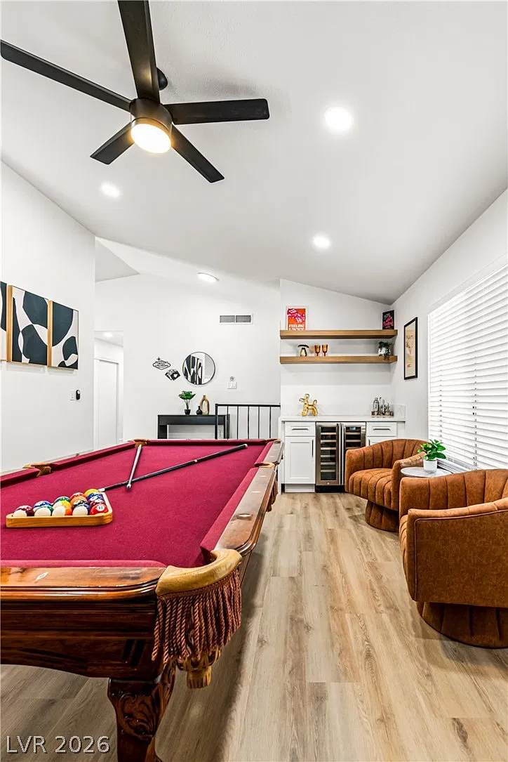 4 bed, 2.0 bath, 1858 sqft, $5,000 — Photo 4
