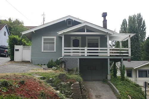 406 E Ivy St Photo 1