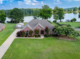 760 Mound View Dr, England, AR 72046