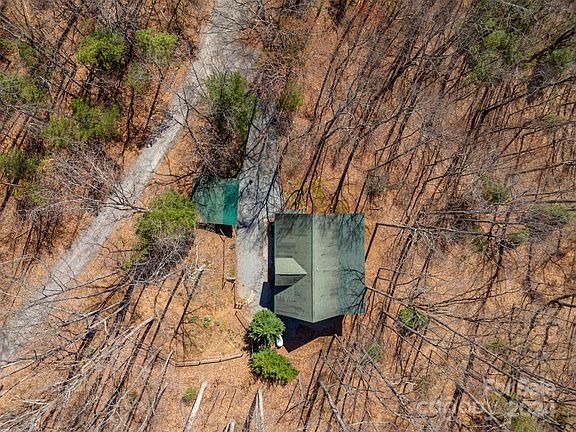 4th image of 1150 Mountain Lakes Dr