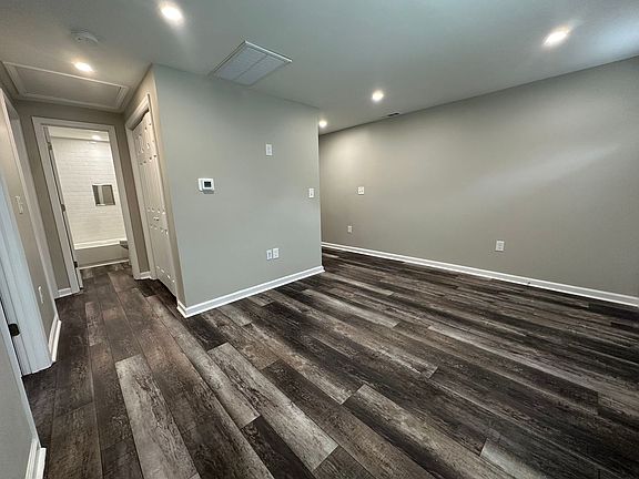 2nd image of 409 Price Ave #C