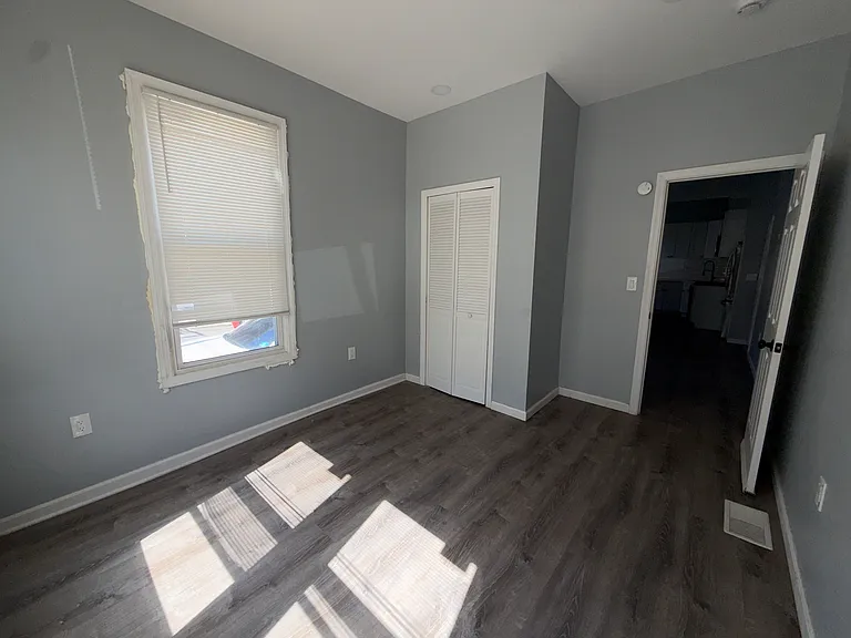 331 Marshall St #1 — Photo 8
