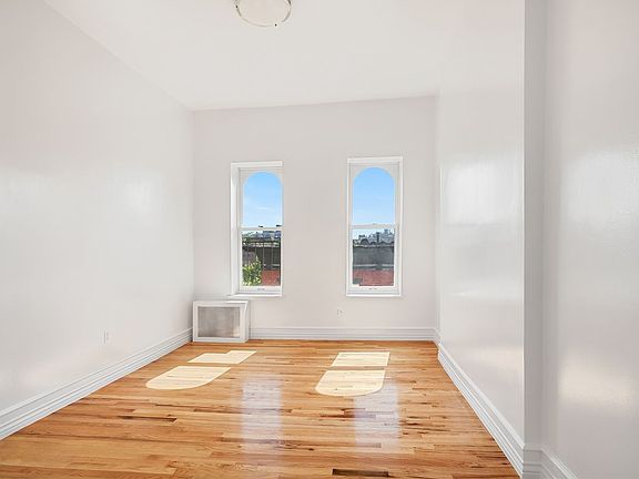 2nd image of 551 Hudson St APT 19