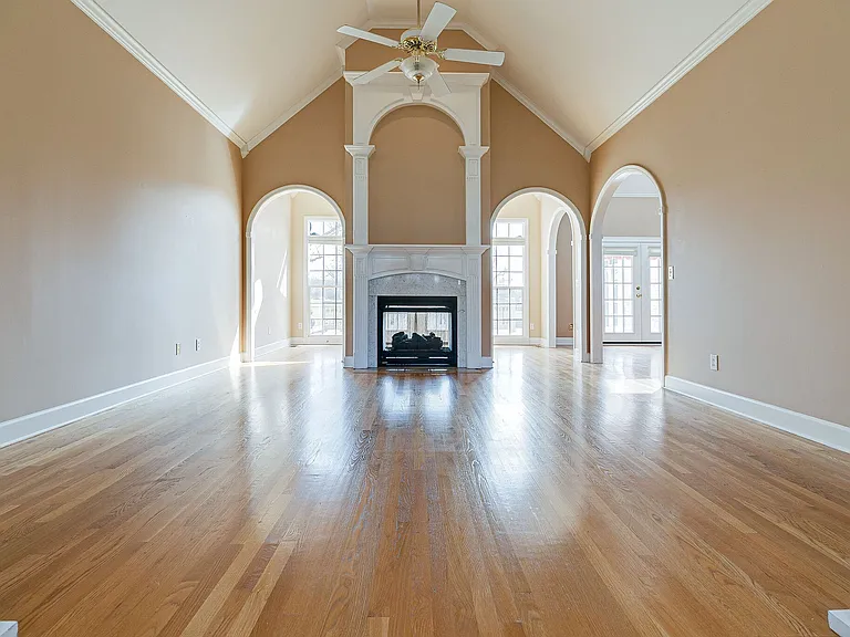 4115 Jensome Ln — Photo 9