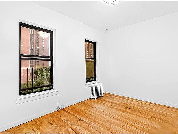 3rd image of 172 E 92nd St APT 4C