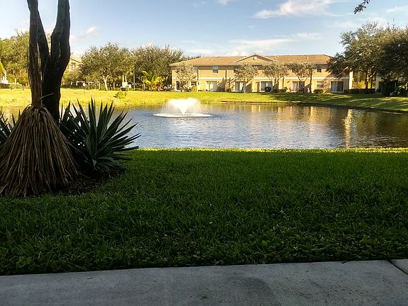 5th image of 16225 Sierra Palms Dr