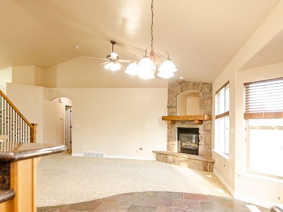 4th image of 3521 E Heyward Dr