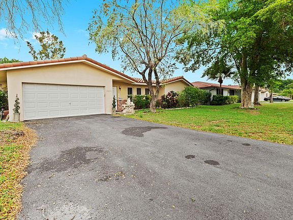 2nd image of 10805 NW 40th Street