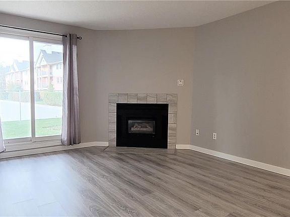 4th image of 136 Conway Dr #51