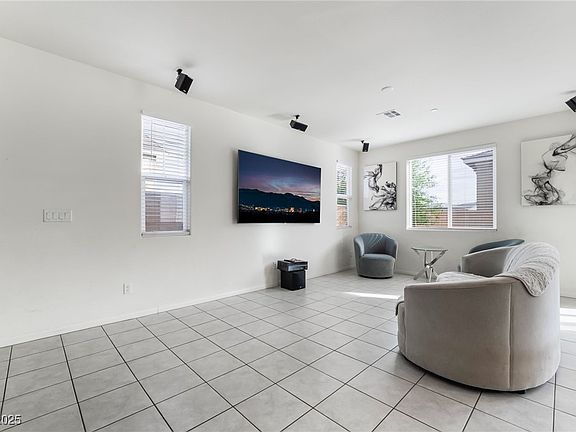 5th image of 312 Cape Seville Pl
