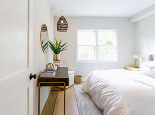 711 E St SE #304, Washington, DC 20003