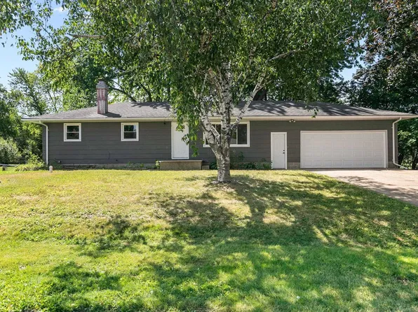 575 Glendale Ave, Oshkosh, WI 54901
