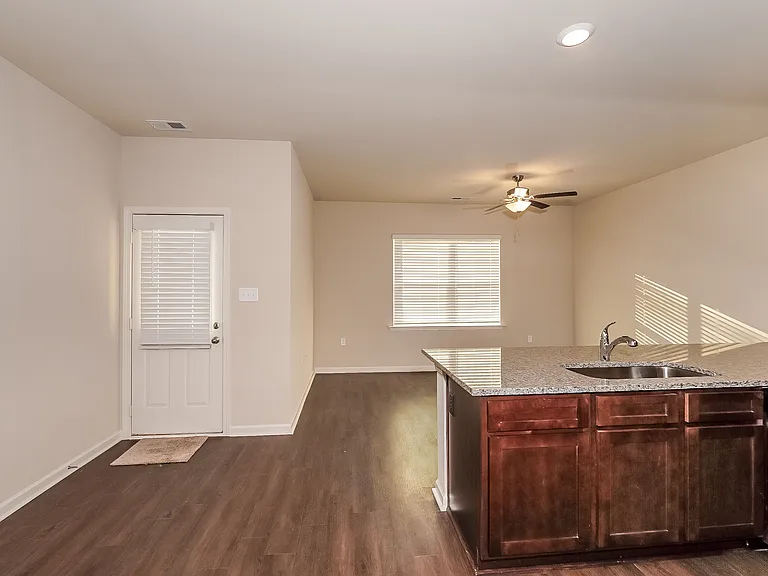 6459 Rainbow Row — Photo 3