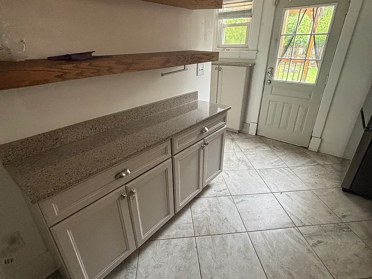 904 S Braddock Ave — Photo 12