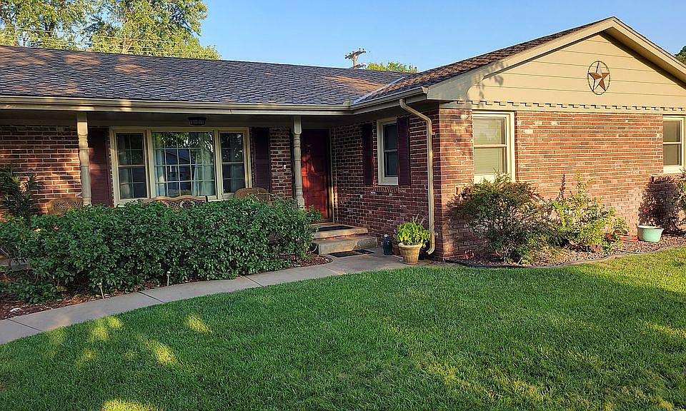 1st image of 3008 Princeton Dr