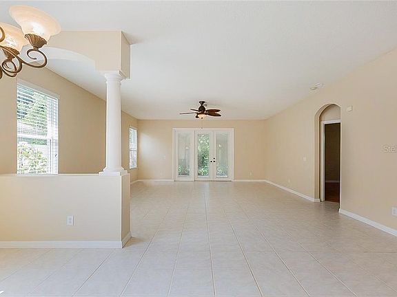 3rd image of 9828 Laurel Ledge Dr