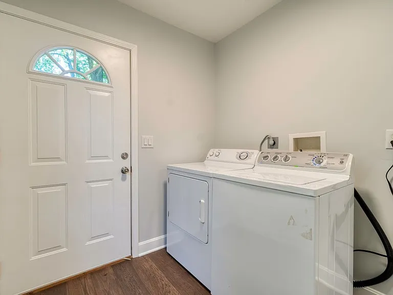 8241 Riley St — Photo 21
