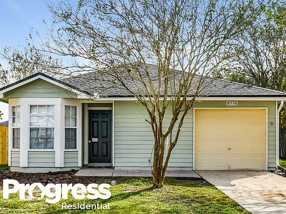 4th image of 8736 Townsquare Dr N