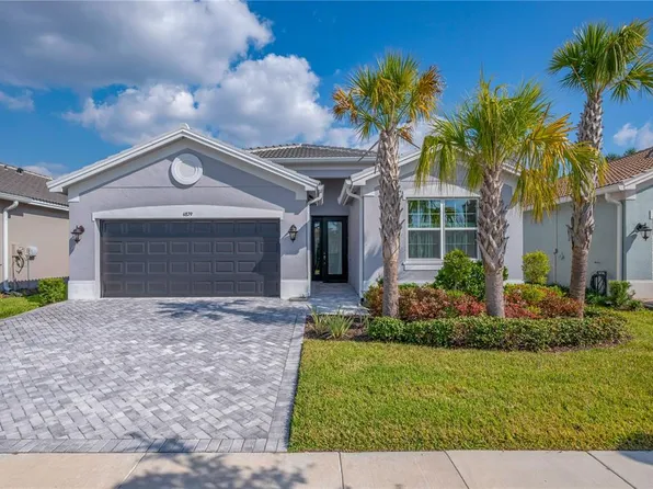 4879 Avila Lakes Dr, Wimauma, FL 33598