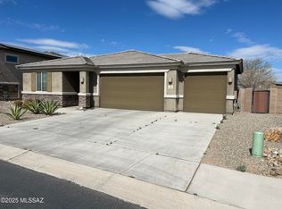 12160 N Goldenview Ln, Marana, AZ 85653