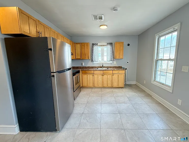31 Beecher Ave #2 — Photo 7