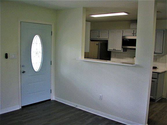 2nd image of 358 Shady Bluff Dr