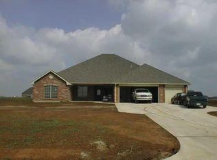 4031 Michael Dr, Edmond, OK 73003