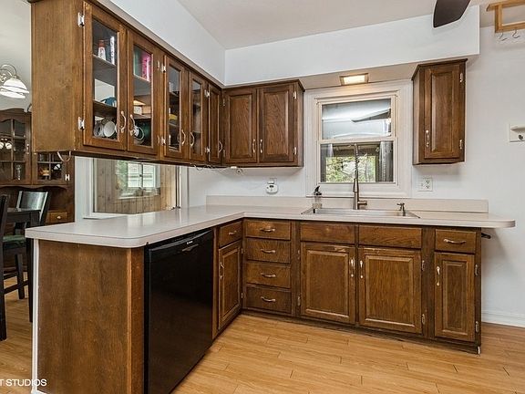 4th image of 4803 Frank Dr