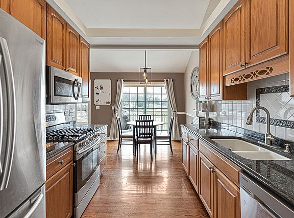 3rd image of 10873 Harry Dr #10