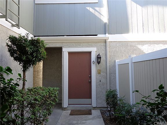 3rd image of 620 Golden Springs Dr Unit G
