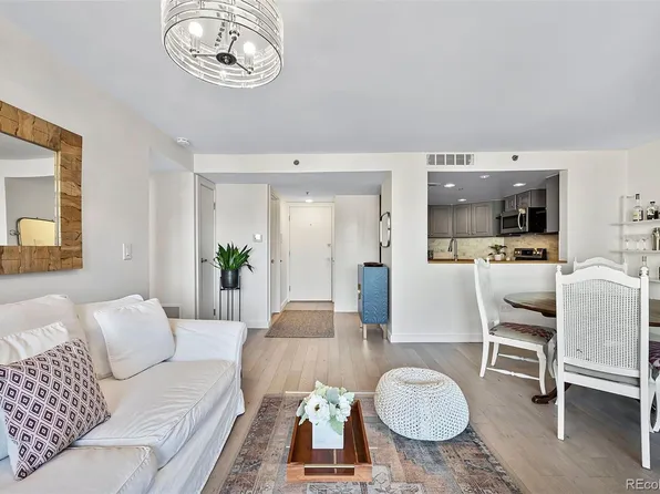 350 Detroit Street #303, Denver, CO 80206