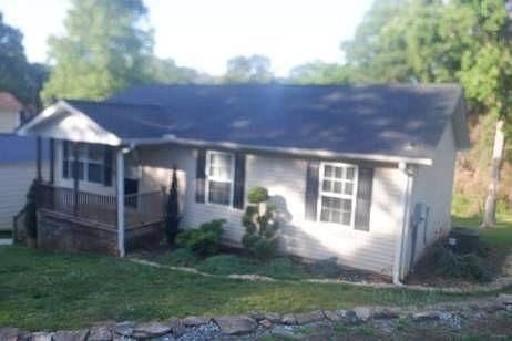 3rd image of 152 Russ Cir