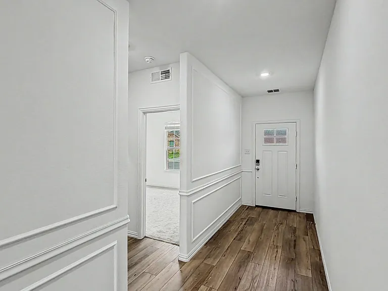 1462 Everett Gardens Way — Photo 23
