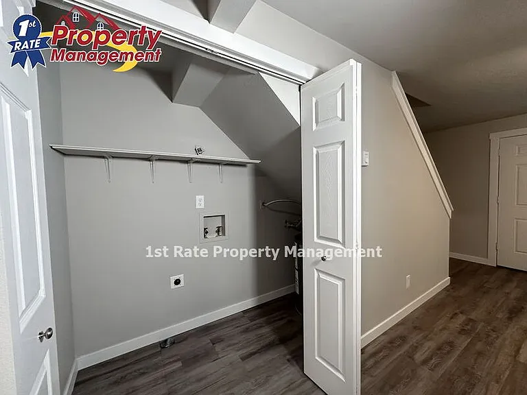 6472 W Douglas St — Photo 3