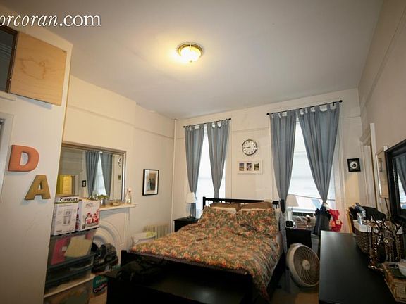 2nd image of 398 5th Ave APT 2