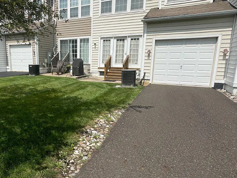 53 Williams Dr — Photo 31