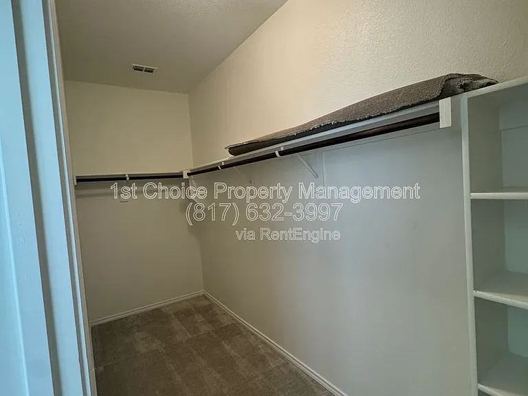 8132 Cedar Lake Ln — Photo 7