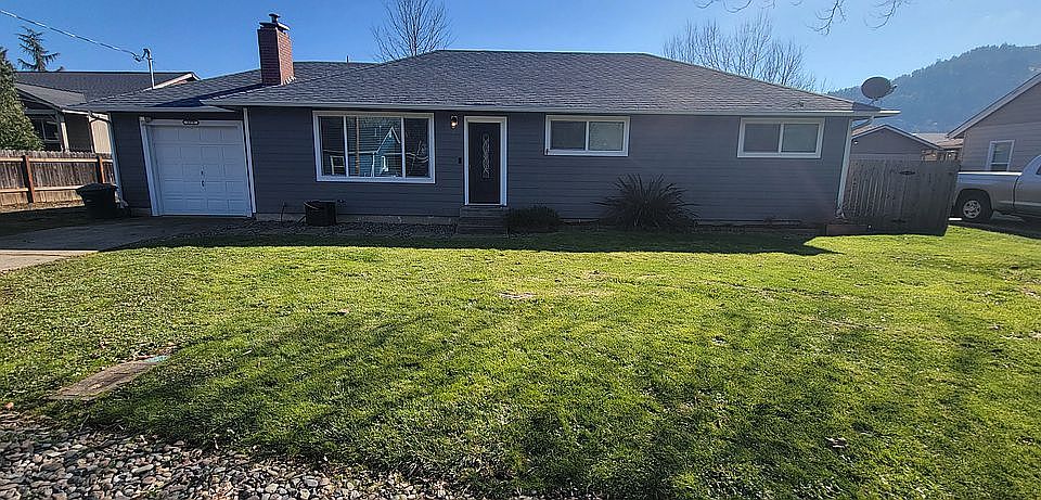 1st image of 3379 W Harvard Ave
