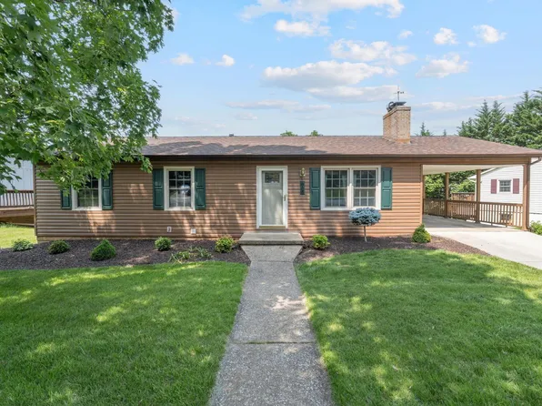 668 Gloria Pl, Staunton, VA 24401