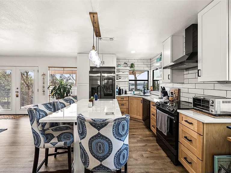 925 Windy Shores Loop — Photo 9