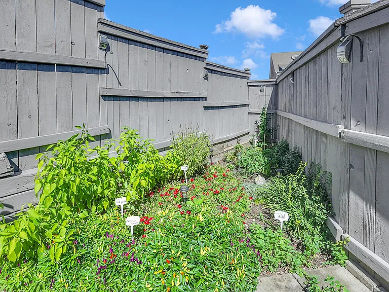 1302 Liberty Pike — Photo 18