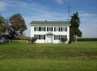 671 N 2101st Rd, Tonica, IL 61370