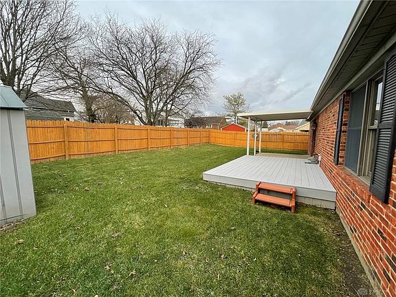 5th image of 28 Urban Ln