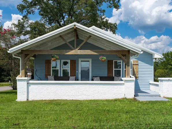 16 Massey Rd, Alabaster, AL 35007