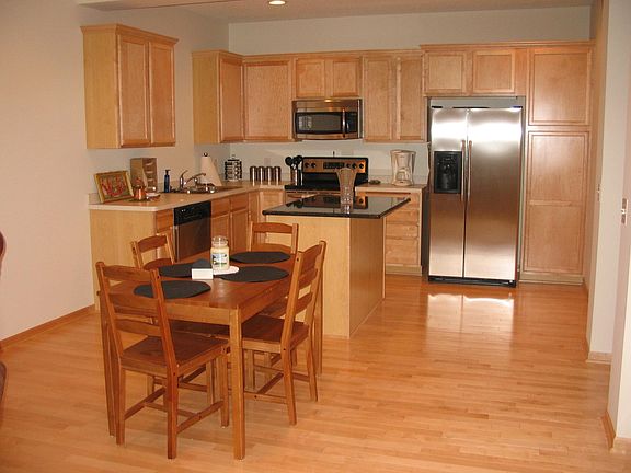 5th image of 2495 121st Cir NE Unit B